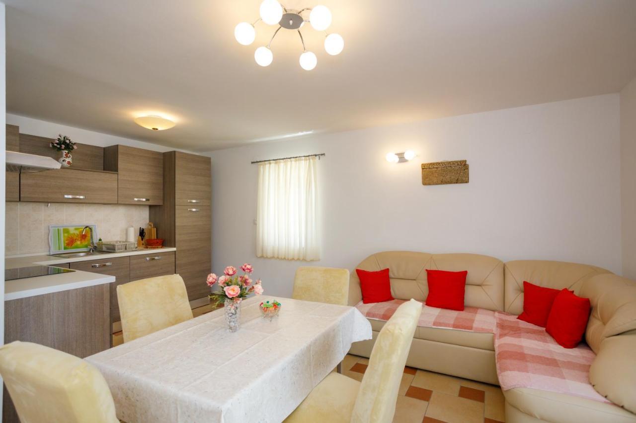 קרק Apartmani Bakran מראה חיצוני תמונה