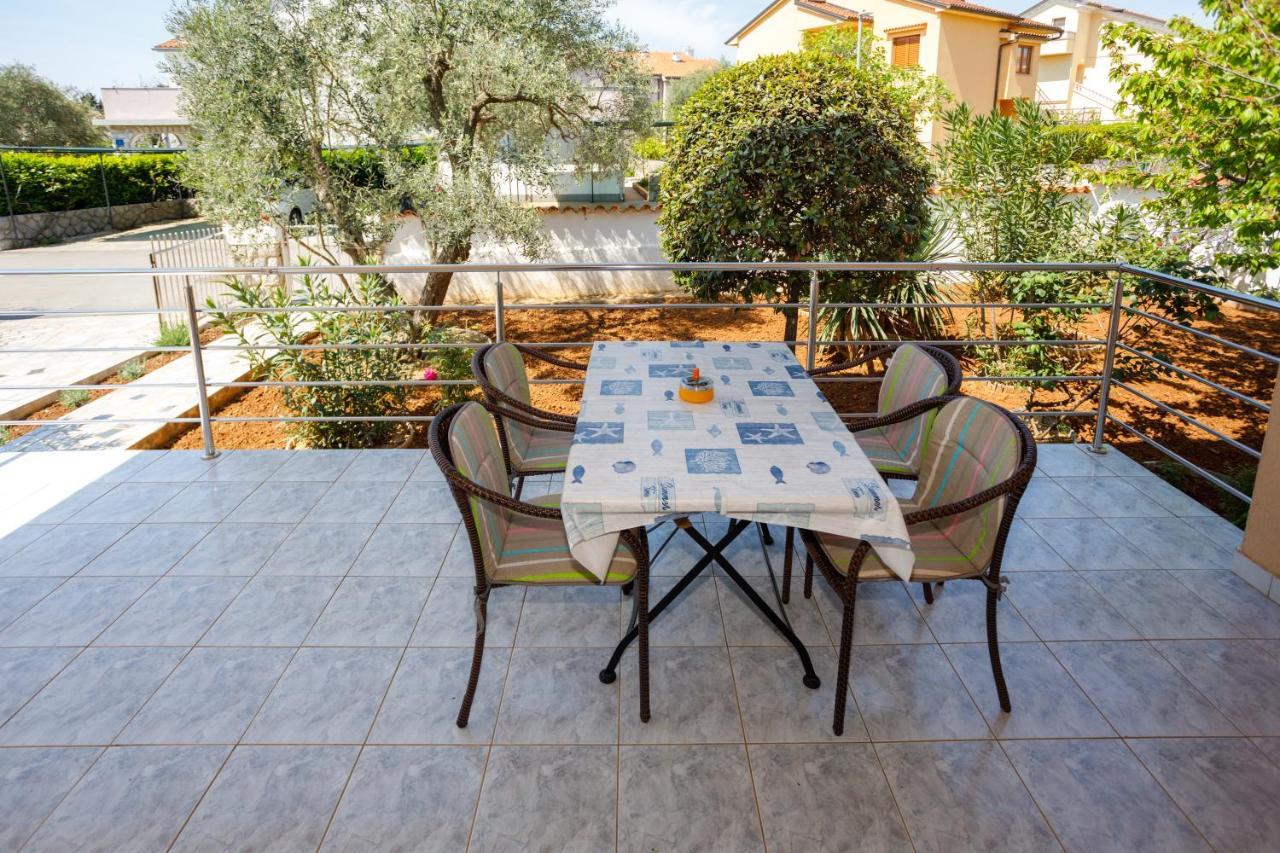 קרק Apartmani Bakran מראה חיצוני תמונה