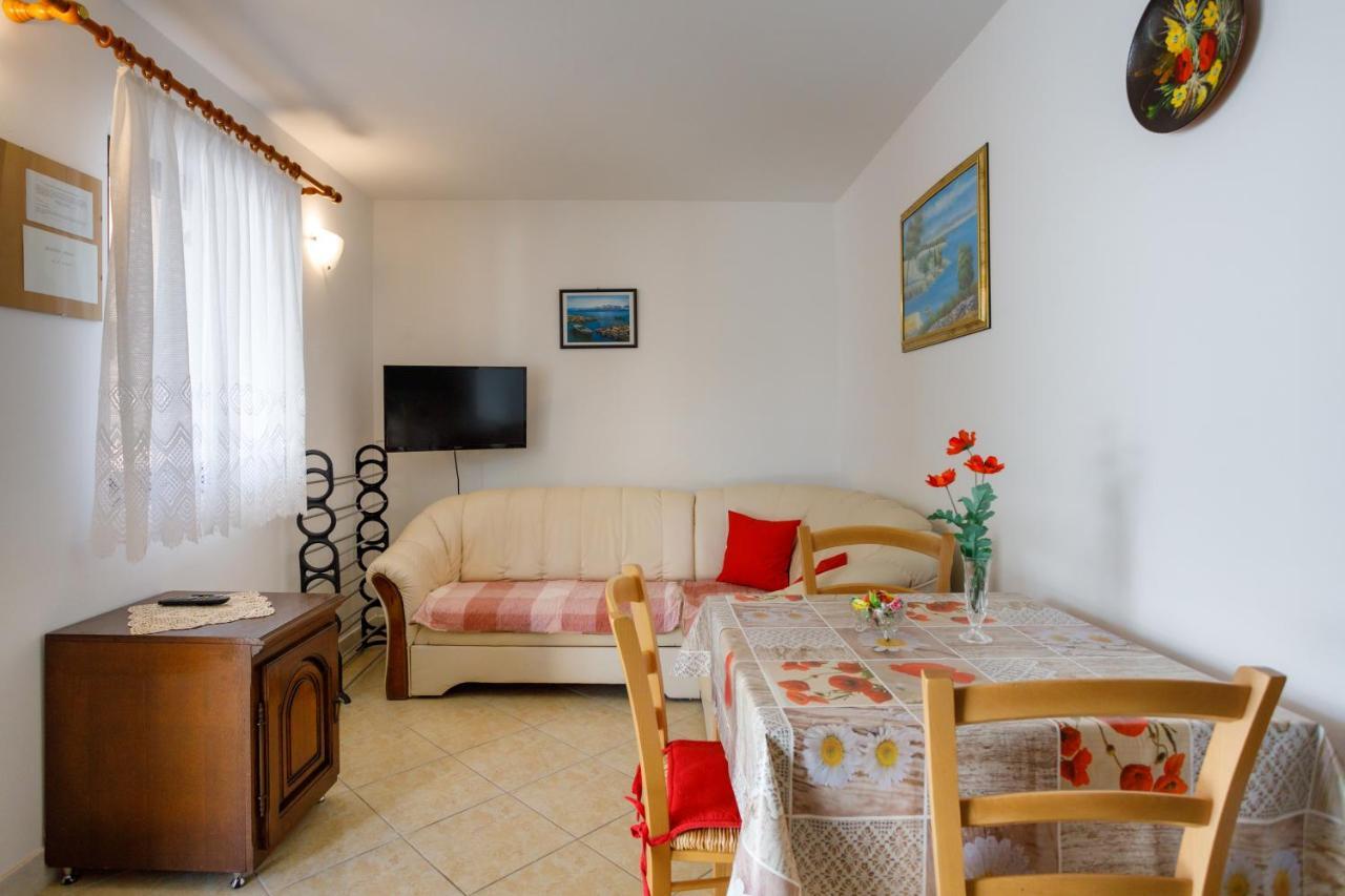 קרק Apartmani Bakran מראה חיצוני תמונה