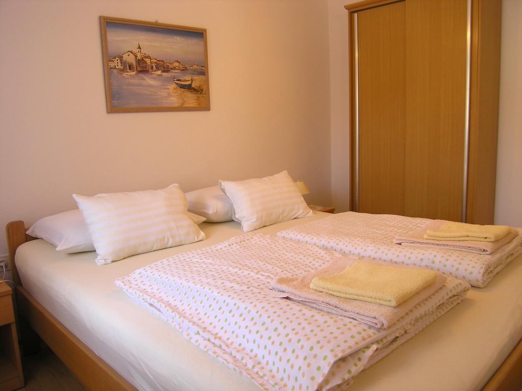 קרק Apartmani Bakran מראה חיצוני תמונה