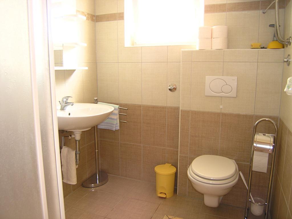 קרק Apartmani Bakran מראה חיצוני תמונה