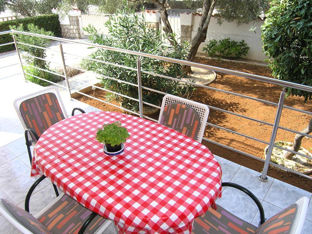 קרק Apartmani Bakran מראה חיצוני תמונה